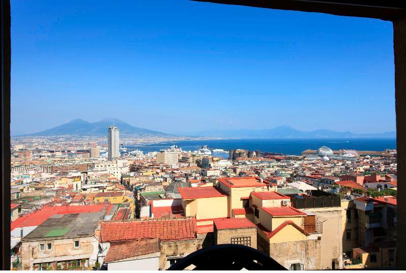 Отель San Francesco Al Monte Неаполь Экстерьер фото